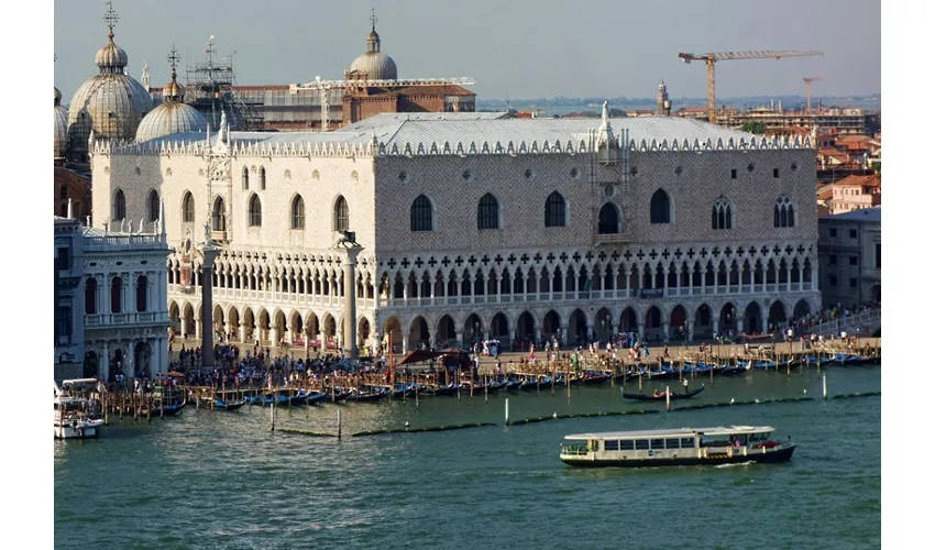 Doge's Palace: Fast Track Entry