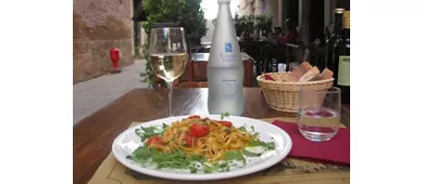 Venecia: Cena en un restaurante veneciano en el barrio de Cannaregio