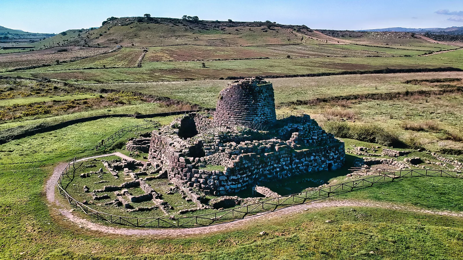 Phoenicians and Punics conquering Sardinia: a fascinating archaeological tour