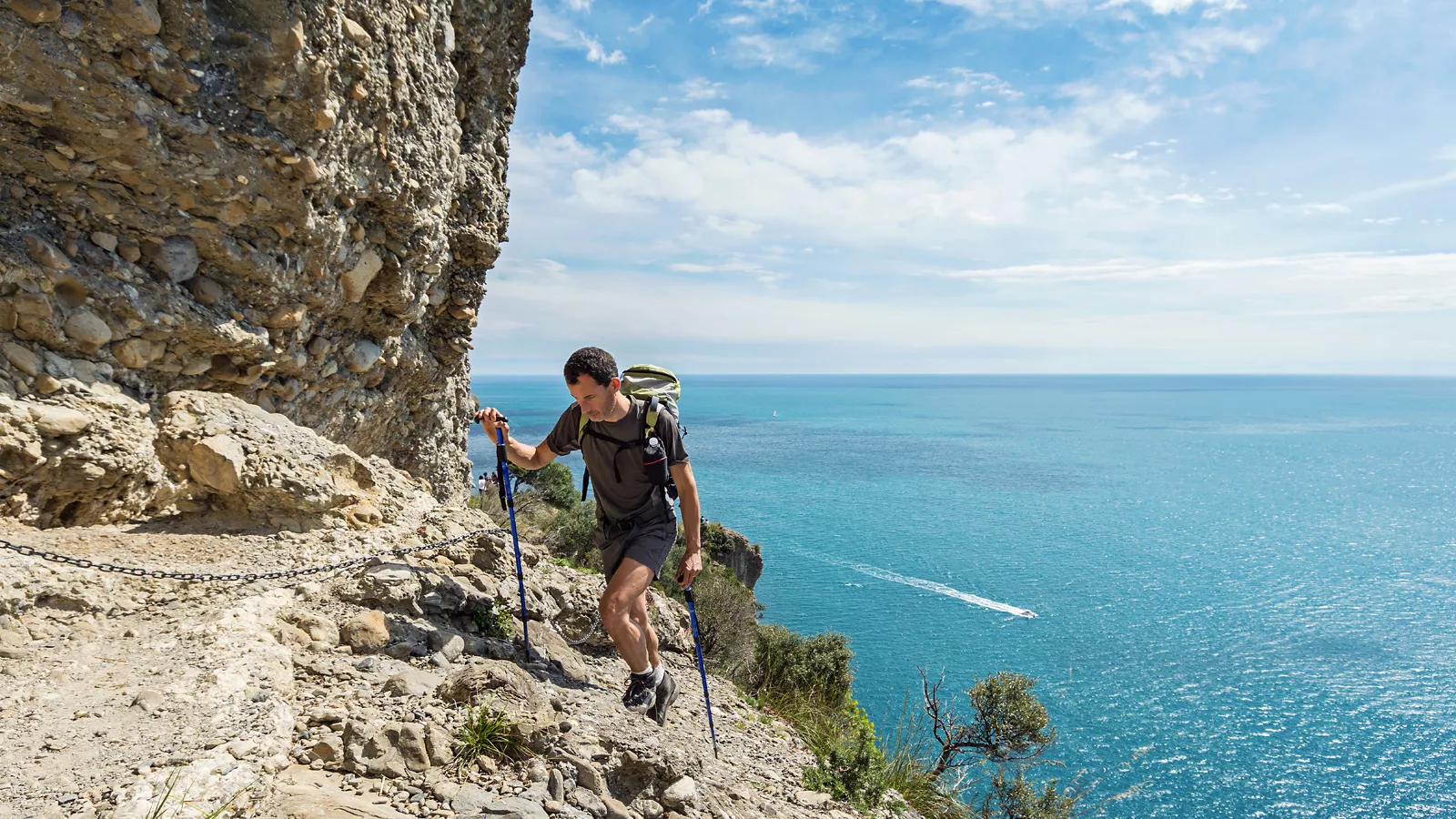 Trekking in Liguria: 6 routes not to be missed