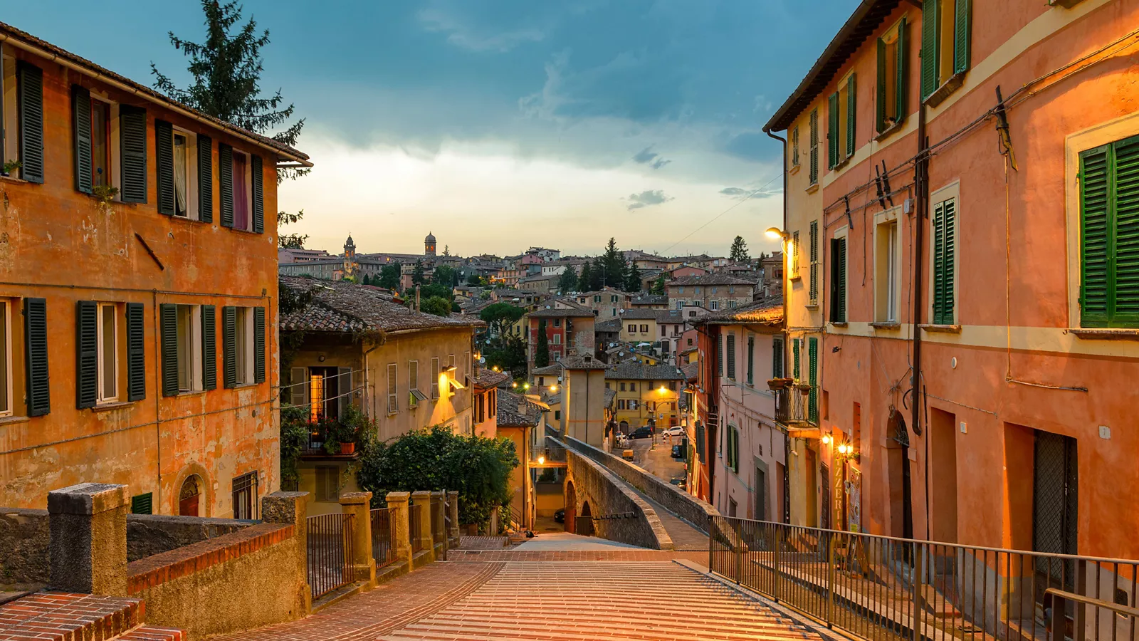 Perugia, joya histórica y artística, faro del centro de Italia