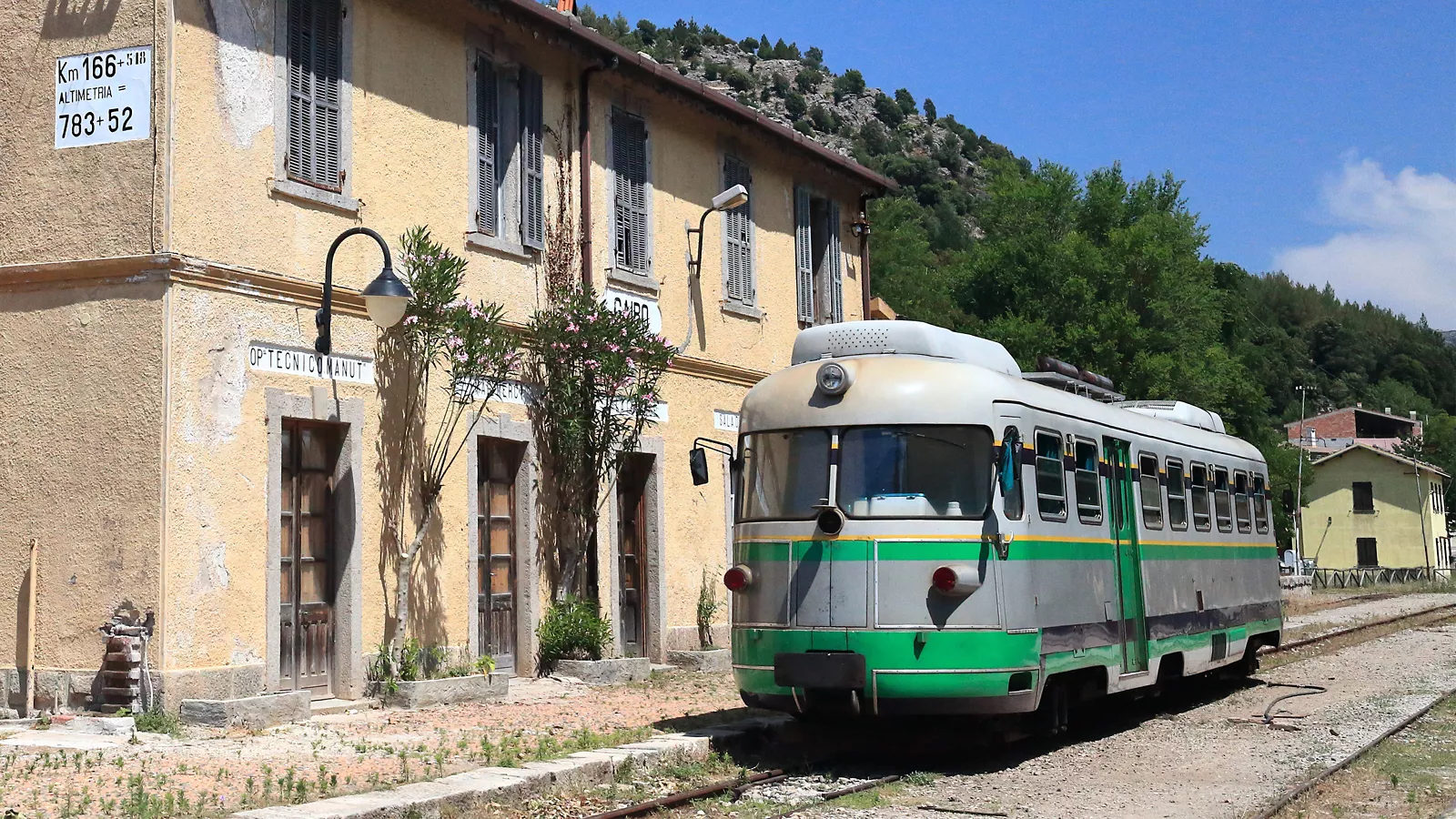 Sardinia’s Green Train: slow is back!