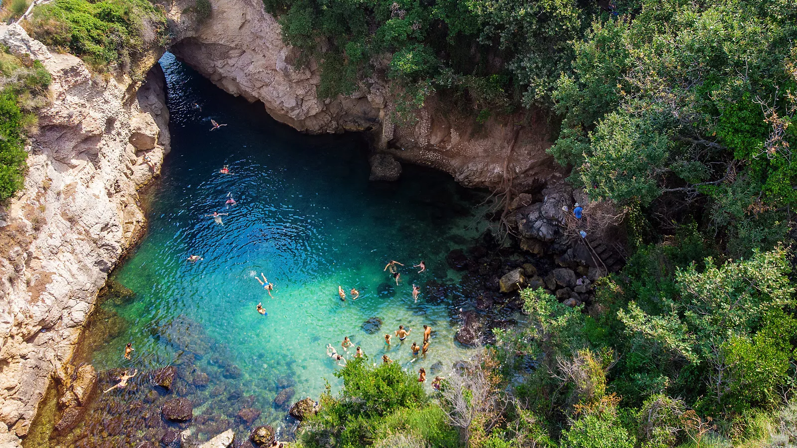 15 beaches not to be missed in Italy