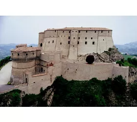 Forte di San Leo: Entrada + Tour guiado