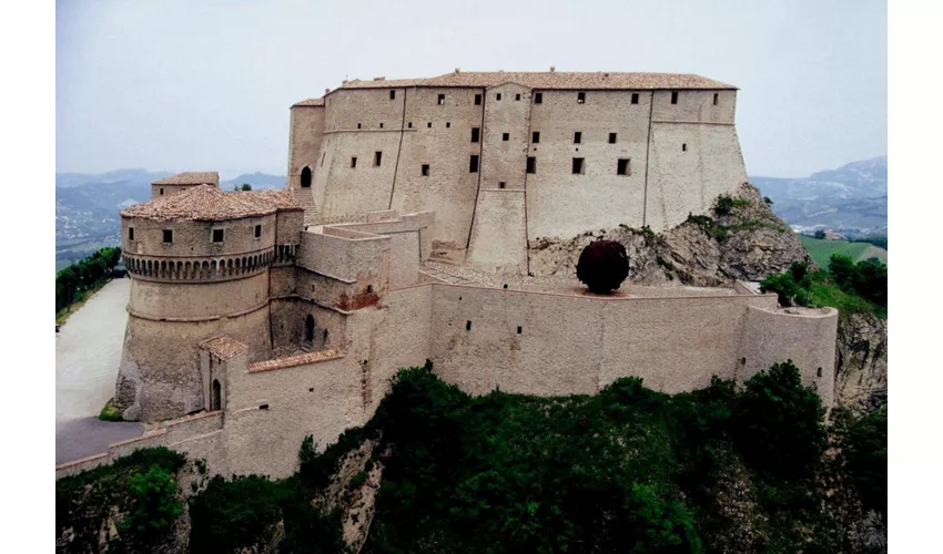 Forte di San Leo: Entrada + Tour guiado