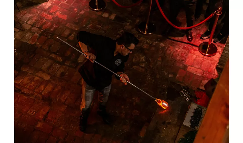Ex Chiesa di Santa Chiara Murano: Dimostrazione di lavorazione del vetro