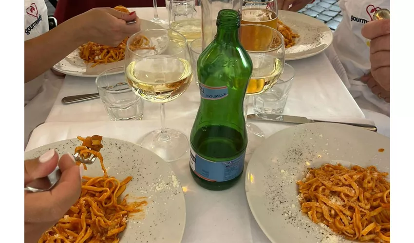 Roma: Corso di cucina di pasta amatriciana e cacio e pepe