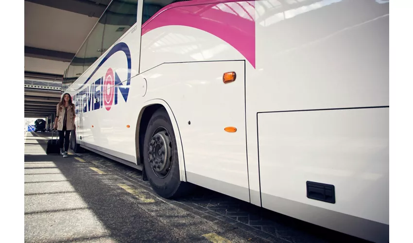 Transporte del aeropuerto de Bérgamo Orio al Serio al centro de Milán