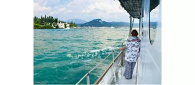 Lago de Garda: Excursión histórica en barco desde Peschiera del Garda