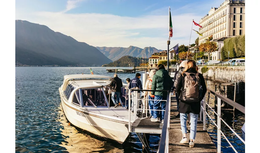 Comer See & St. Moritz: Tagestour ab Mailand + Fahrt mit der roten Bernina-Bahn & Bootstouren