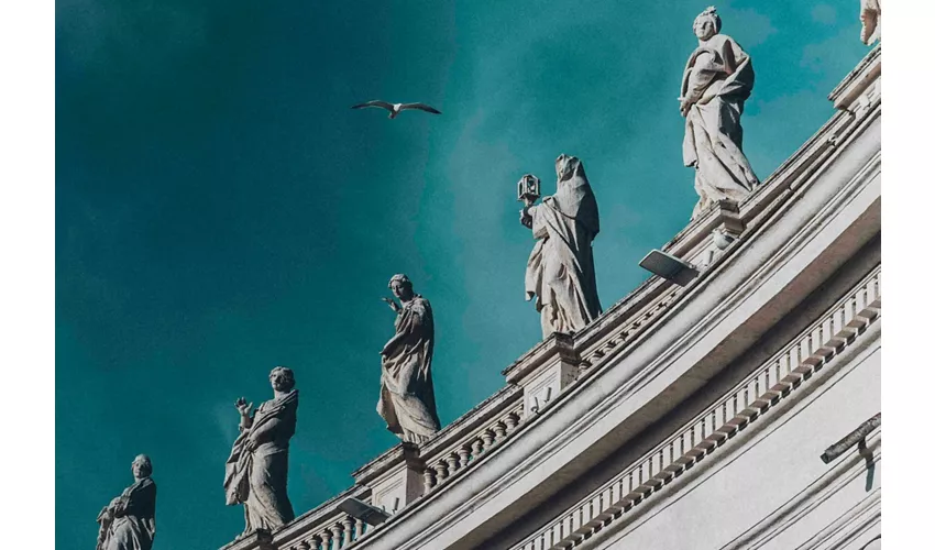 St. Peter's Basilica: Fast Track Entry + Audio Guide