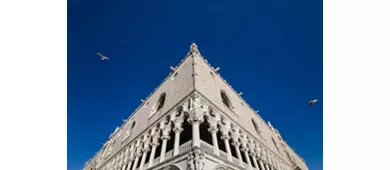 Doge's Palace: Secret Itinerary Guided Tour in Italian Or French