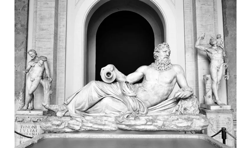 Vatican Museums: Guided Tour + St. Peter's Basilica Entry