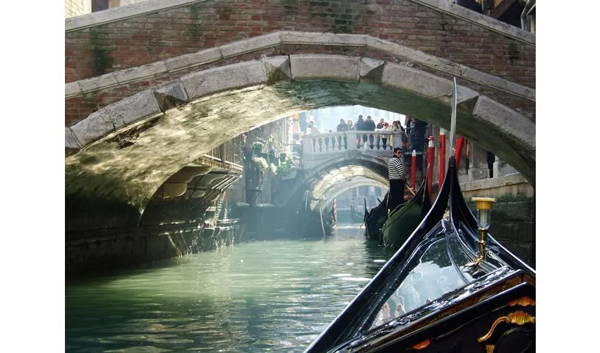 Venecia: Serenata en góndola por el Gran Canal