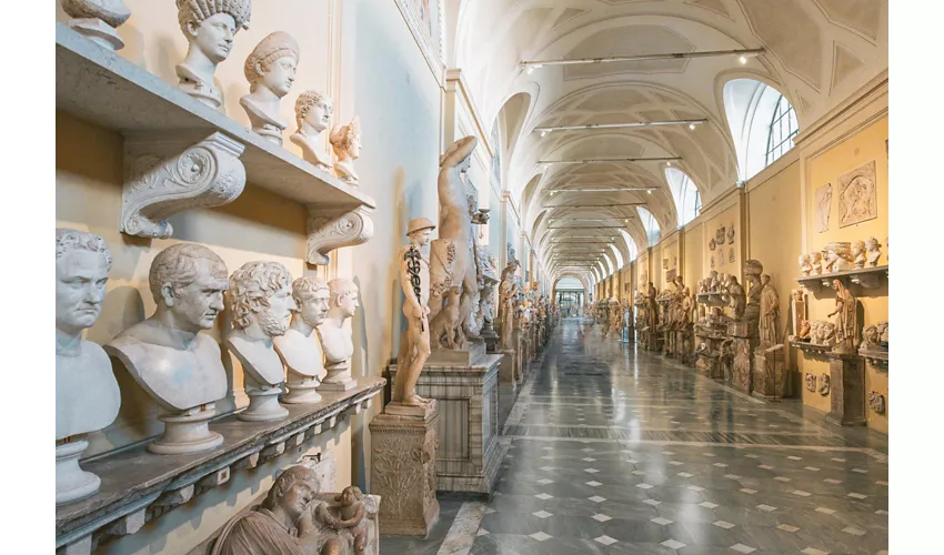 Vatican Museums & St. Peter's Basilica: Fast Track Ticket + Guided Tour