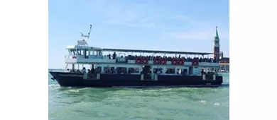 Murano e Burano: tour in barca da Piazza San Marco + dimostrazione di soffiatura del vetro