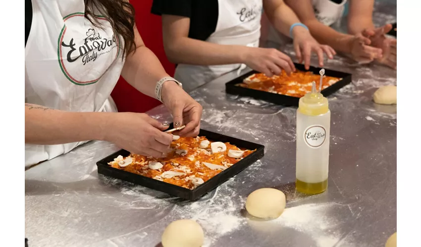 Rome: Tiramisu and Pizza Cooking Class