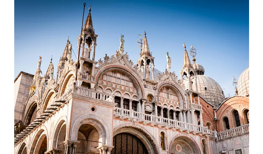 St. Mark’s Basilica: Guided Tour With Terrace access