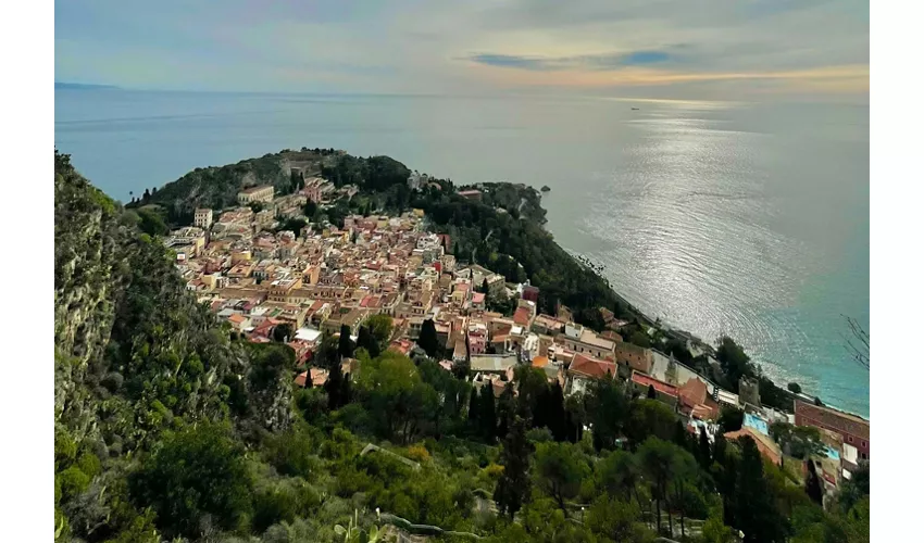 Jardines de Naxos, Taormina y Castelmola: Visita guiada + Traslados desde Catania