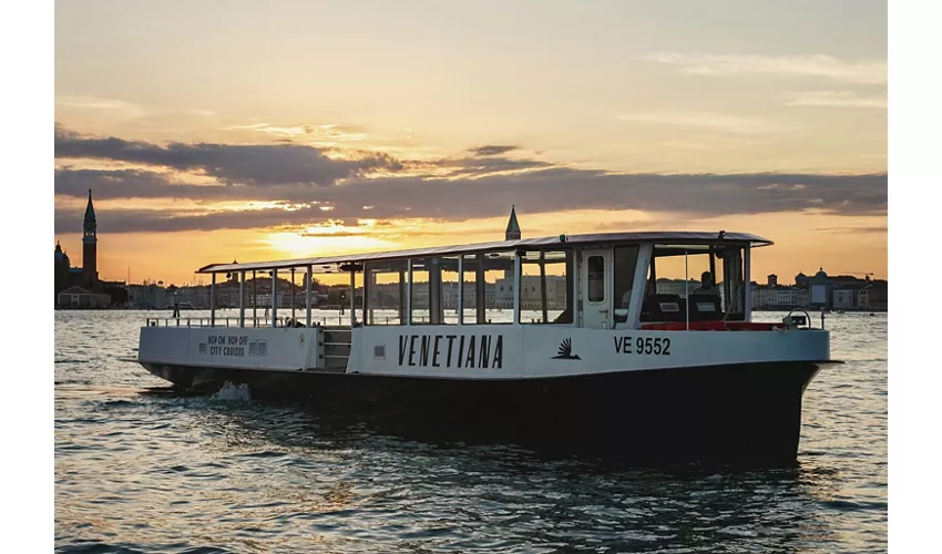 Murano & Burano: Boat Tour From Punta Sabbioni