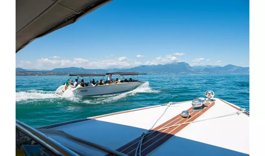 Lago de Garda: excursión de 4 horas en barco desde Sirmione