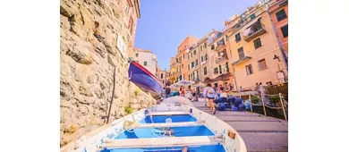 Cinque Terre National Park: Entry Ticket + Guided Day Trip from Milan
