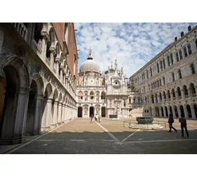 Doge's Palace: Fast Track Entry