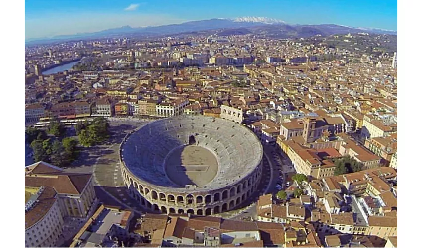 Verona e Lago di Garda: Gita in Giornata da Milano