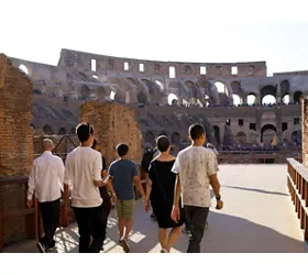 Coliseo, Arena, Zona subterránea, Foro Romano y Palatino + Tour guiado