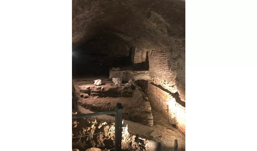 Piazza Navona Underground & The Stadium of Domitian: Exclusive Tour