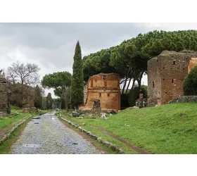Rome: Catacombs and Capuchin Crypt Guided Tour + Transfer
