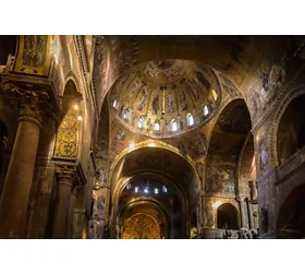 St. Mark's Basilica: Skip The Line Ticket + Terrace Access & 3D History Museum