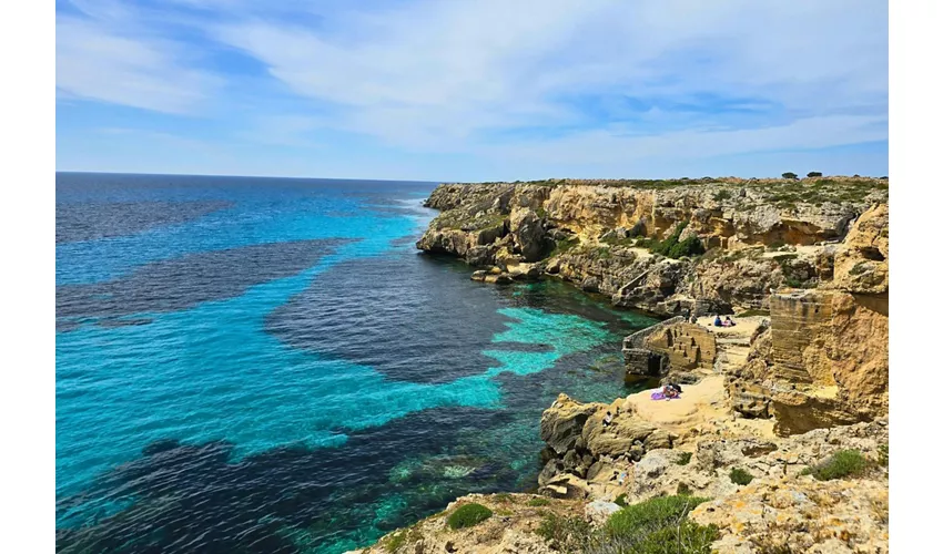 Favignana & Levanzo: RIB Boat Tour from Trapani + Lunch & Aperitif