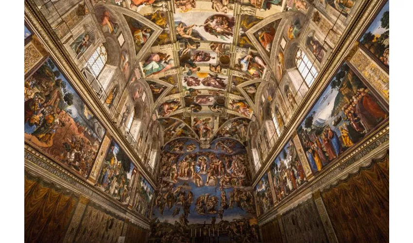 Musei Vaticani e Cappella Sistina: Biglietto Fast Track + Tour guidato