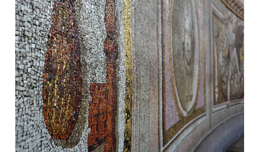 St. Peter’s Basilica: Guided tour + Dome & Vatican Grottoes Access