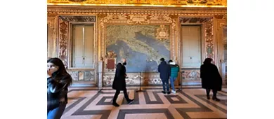 Vatican Museums & Sistine Chapel: Early Access Guided Tour
