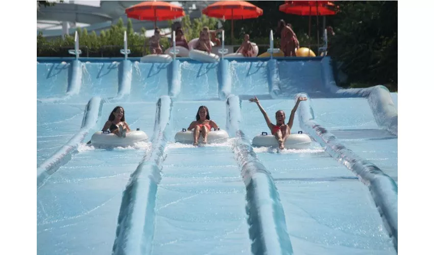 Aquafan: Entry Ticket + Lunch