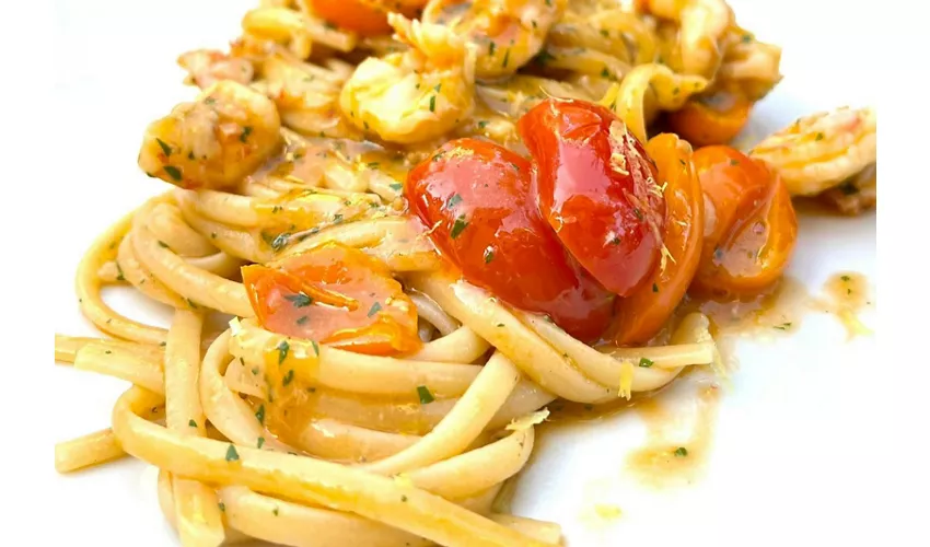 Emilia-Romaña: Clase de cocina marinera + Comida o Cena + Bebidas