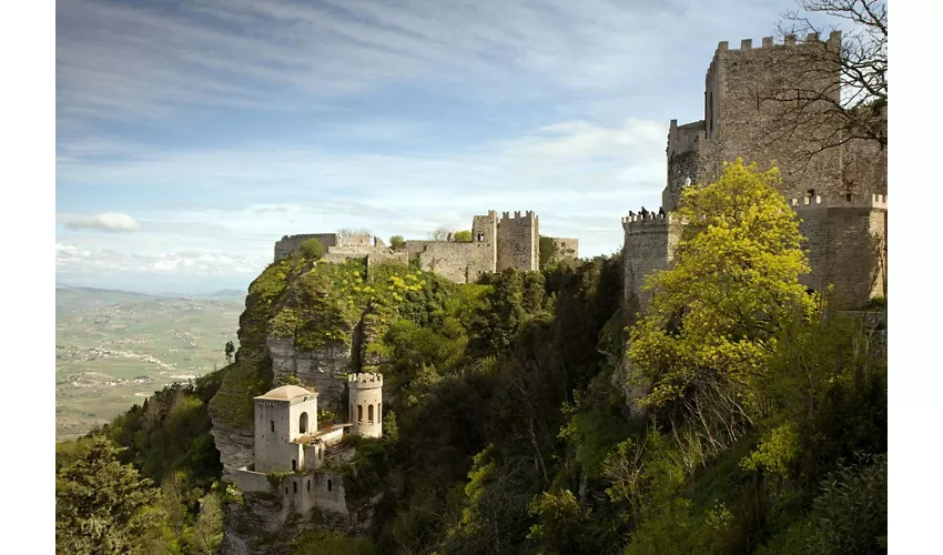 Desde Palermo: Excursión de un día a Erice + Comida siciliana + Degustación de granizados + Ruta de la Sal