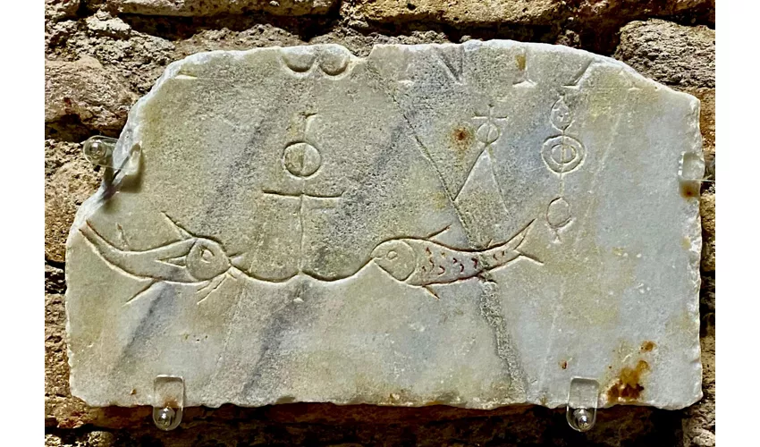 Roman Catacombs: Express Small-group Guided Tour with Transfer