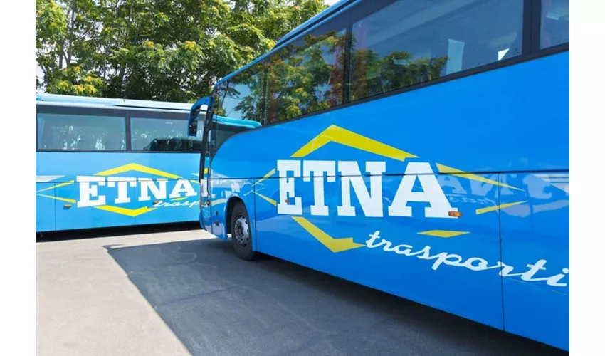 Taormina: Trasferimento in autobus dall'aeroporto di Catania Fontanarossa alla stazione degli autobus di Taormina