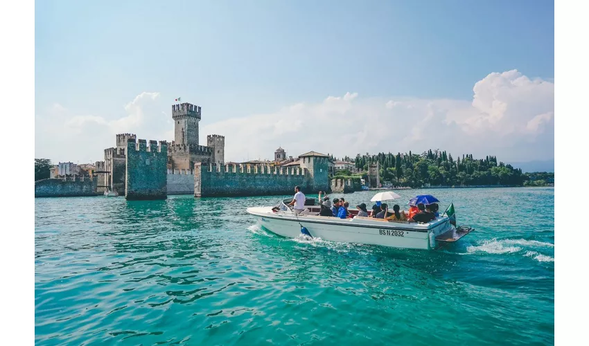 Sirmione: Visita a pie + Visita en barco