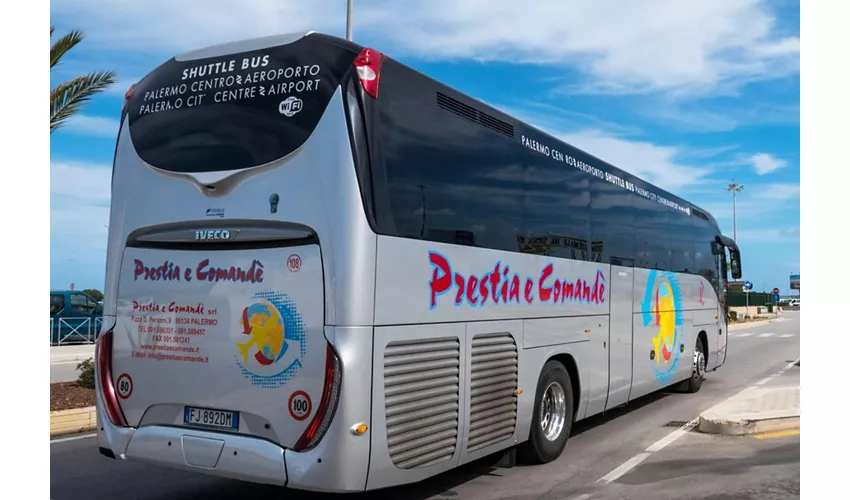Palermo: Traslado en autobús desde/hasta el aeropuerto y el centro de la ciudad