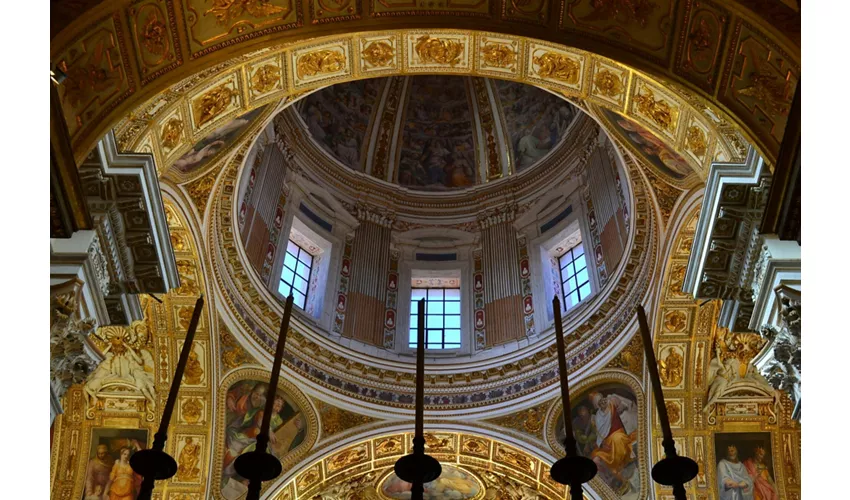 Roma: Tour guidato delle tre Basiliche Papali e della Scala Santa