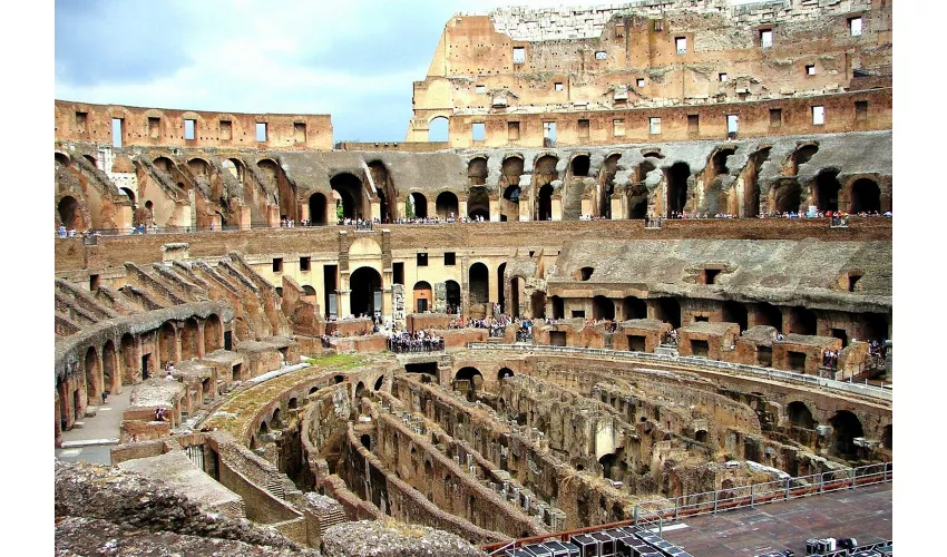 Colosseo, Foro Romano e Palatino + Tour guidato