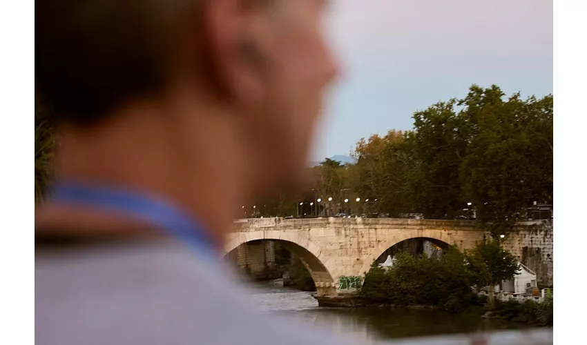 Roma: Tour gastronomico notturno per piccoli gruppi