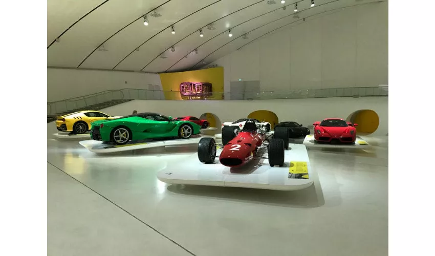 Museos Enzo Ferrari Módena: Billete de entrada