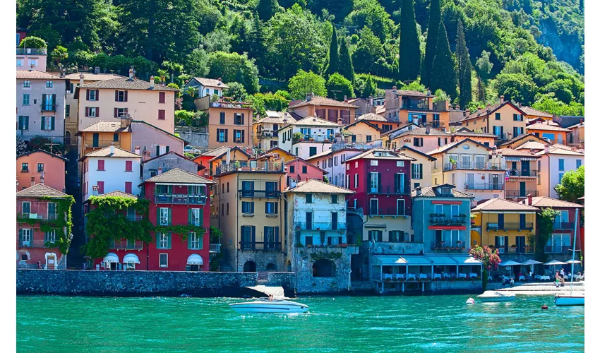 Lake Como, Bellagio & Lugano: Guided Tour from Milan