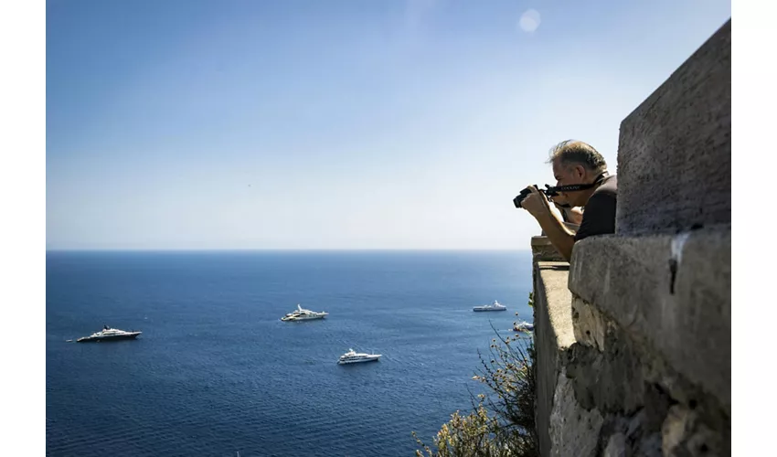 Isola di Capri con la Grotta Azzurra: escursione guidata di un giorno da Roma