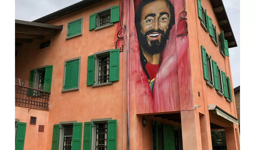 Casa Museo Luciano Pavarotti: Entrada